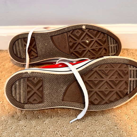 Red Converse Chucks - Picture 5 of 5